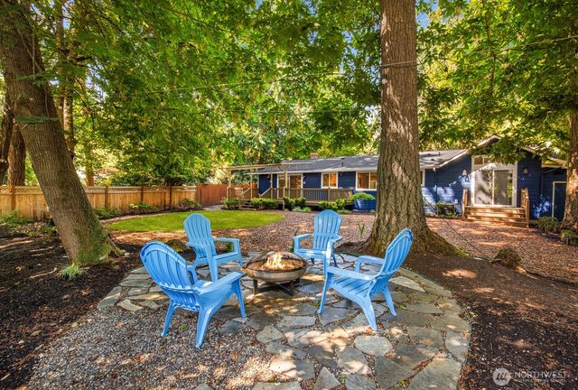 1928 218th Lane SE, Sammamish, WA 98075
