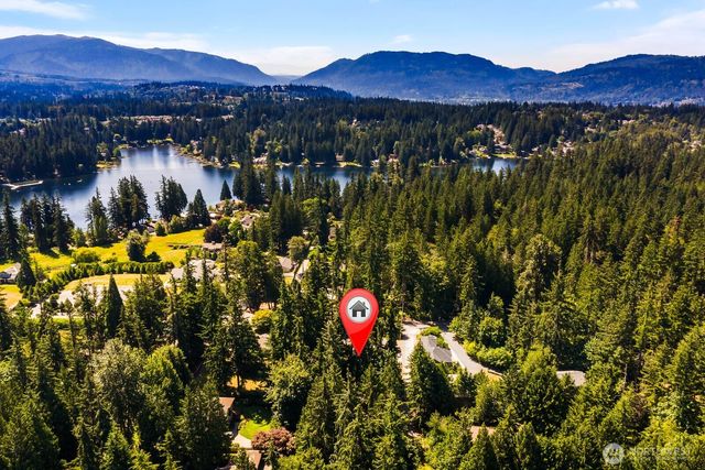 1928 218th Lane SE, Sammamish, WA 98075