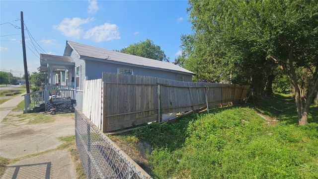 515 E 43rd Street, Houston, TX 77022