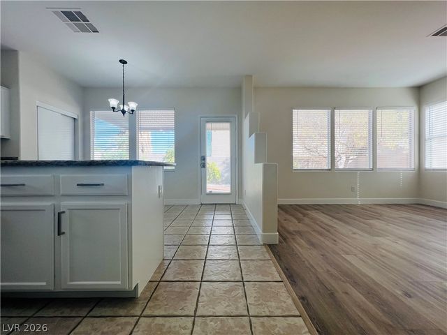 7804 Amulet Street, Las Vegas, NV 89131