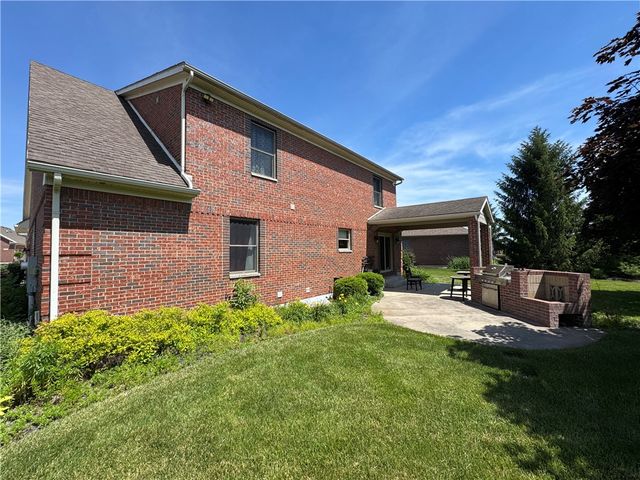 738 Governors Road, Troy, OH 45373