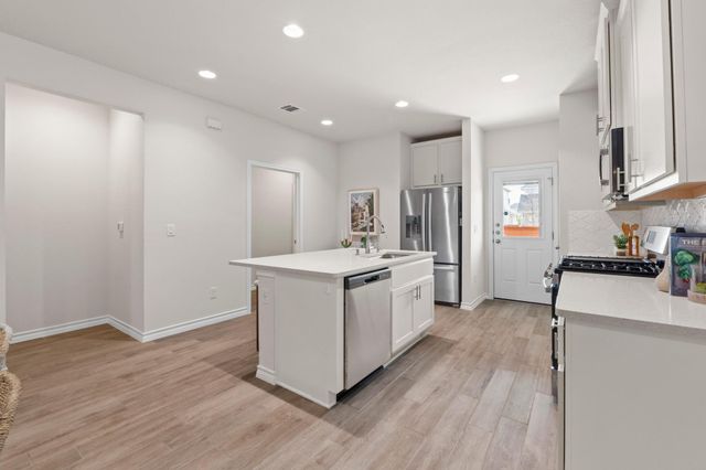 5406 Mulberry Grove LN, Austin, TX 78723