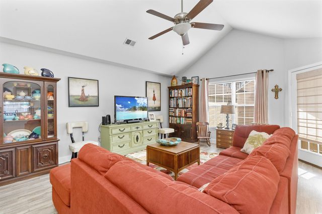 1335 Wading Bird Ln., Myrtle Beach, SC 29577
