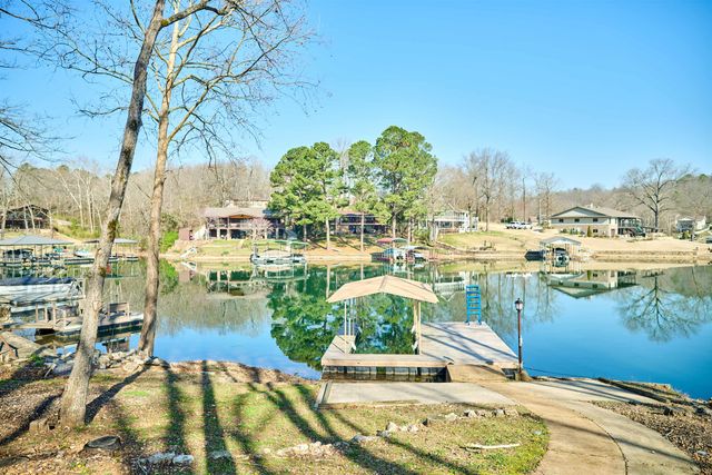 7 Winnebago Trace, Cherokee Village, AR 72529