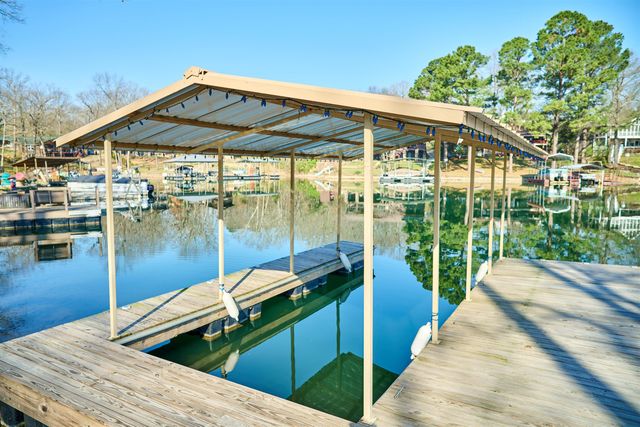 7 Winnebago Trace, Cherokee Village, AR 72529