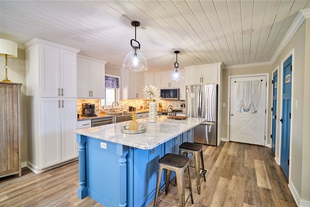 7 Winnebago Trace, Cherokee Village, AR 72529