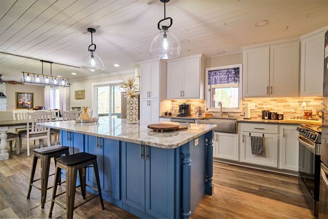 7 Winnebago Trace, Cherokee Village, AR 72529