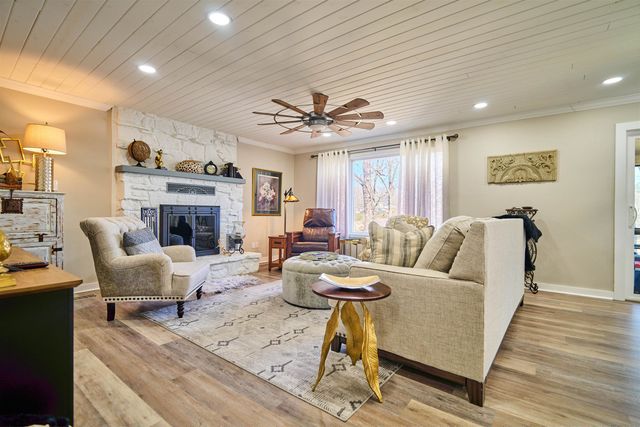 7 Winnebago Trace, Cherokee Village, AR 72529