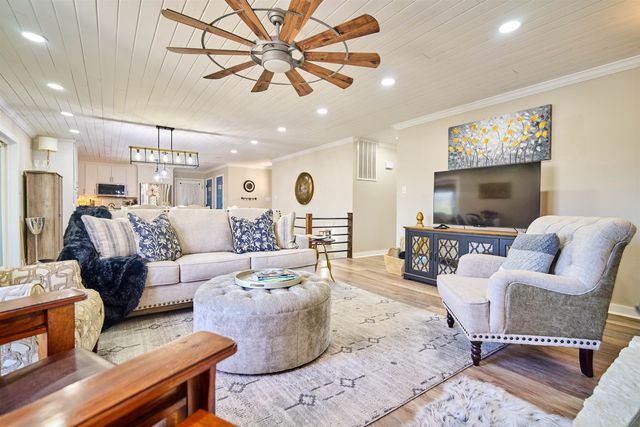 7 Winnebago Trace, Cherokee Village, AR 72529