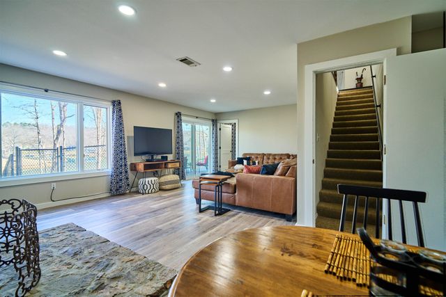7 Winnebago Trace, Cherokee Village, AR 72529