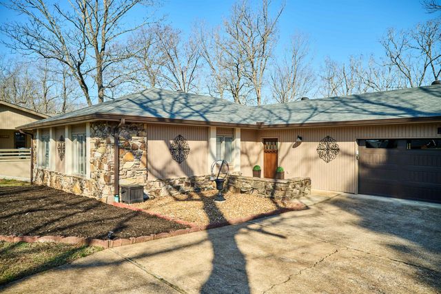 7 Winnebago Trace, Cherokee Village, AR 72529