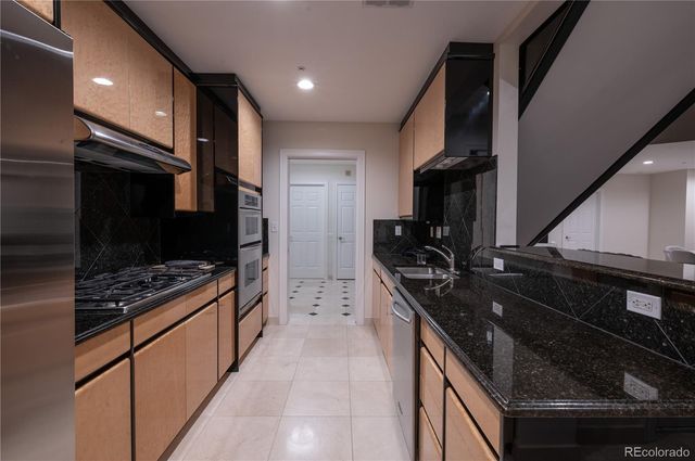 1827 N Grant Street 3, Denver, CO 80203
