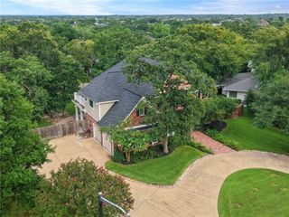 4908 Firestone Drive, College Station, TX 77845