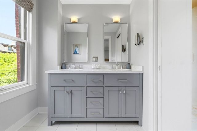 141 W Concord St 3, Boston, MA 02118