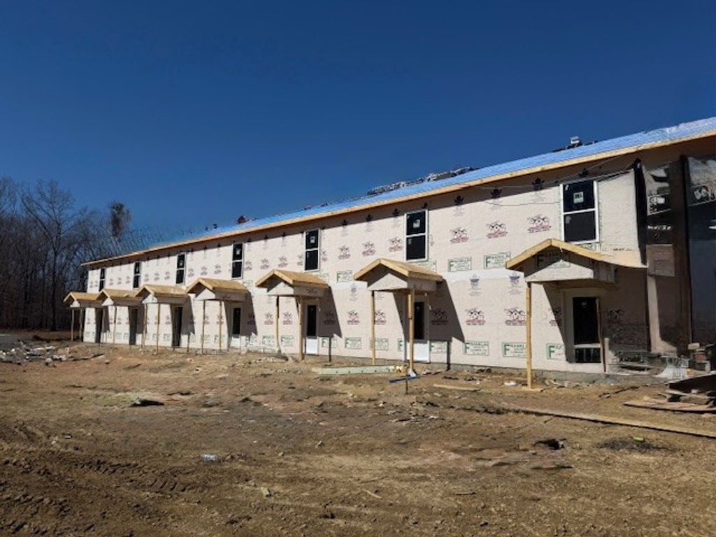 420 New Rock Creek Rd, Tullahoma, TN 37388