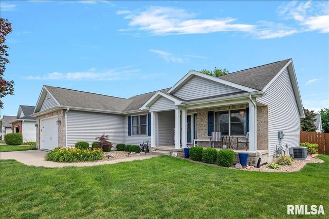 316 Newcombe Lane, Chatham, IL 62629