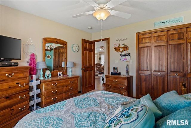 316 Newcombe Lane, Chatham, IL 62629