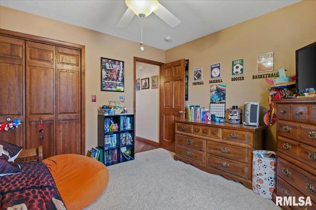 316 Newcombe Lane, Chatham, IL 62629