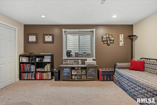 316 Newcombe Lane, Chatham, IL 62629
