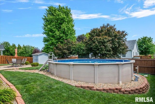 316 Newcombe Lane, Chatham, IL 62629