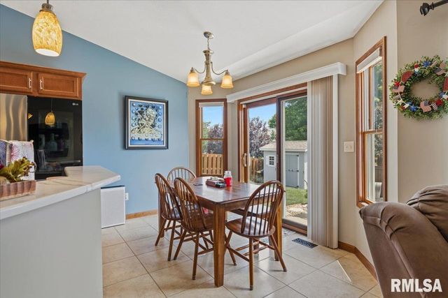 316 Newcombe Lane, Chatham, IL 62629