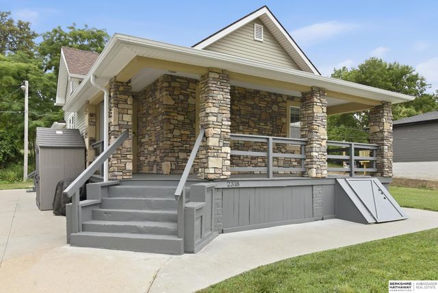 2318 S 7th Street, Omaha, NE 68108