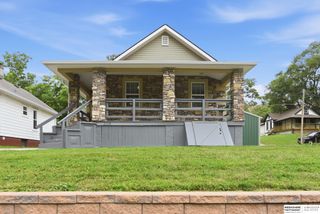 2318 S 7th Street, Omaha, NE 68108