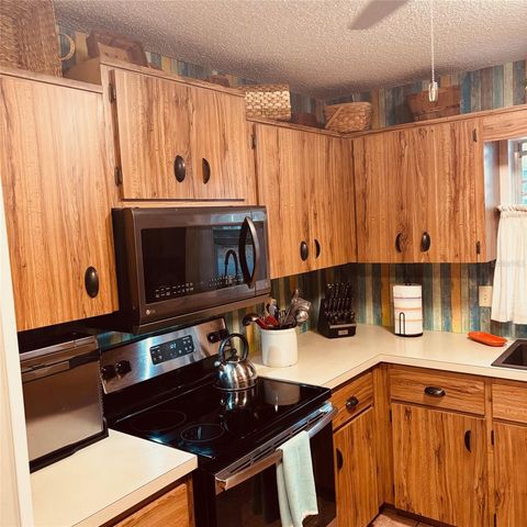 8747 SW 93RD PLACE C, Ocala, FL 34481