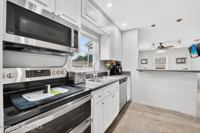 555 Nora Avenue, Merritt Island, FL 32952