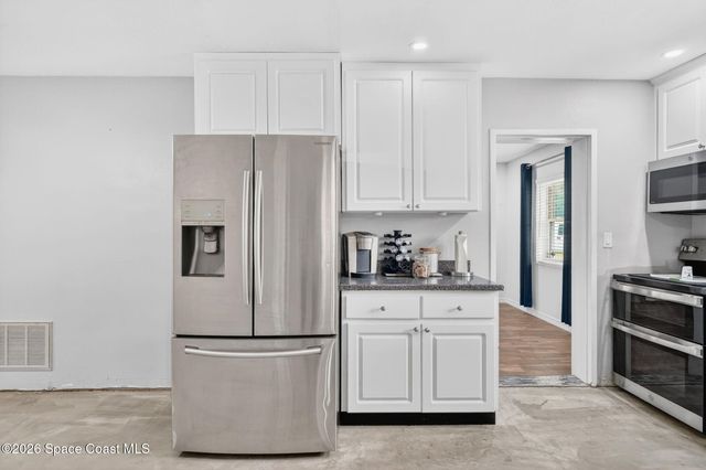 555 Nora Avenue, Merritt Island, FL 32952