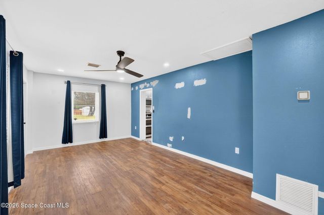 555 Nora Avenue, Merritt Island, FL 32952