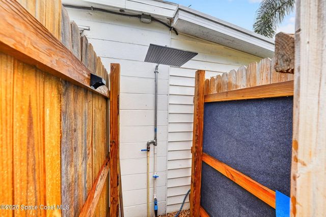555 Nora Avenue, Merritt Island, FL 32952