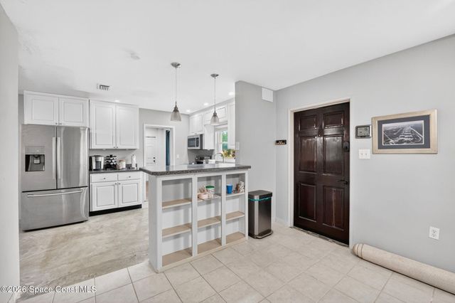 555 Nora Avenue, Merritt Island, FL 32952