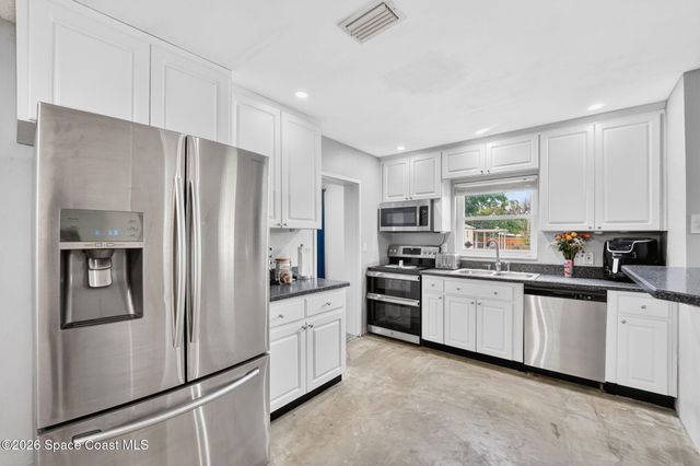 555 Nora Avenue, Merritt Island, FL 32952