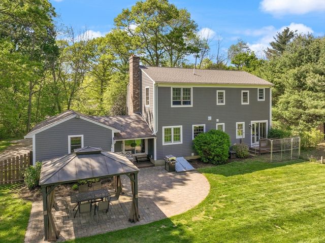 15 Prospect Road, Plympton, MA 02367