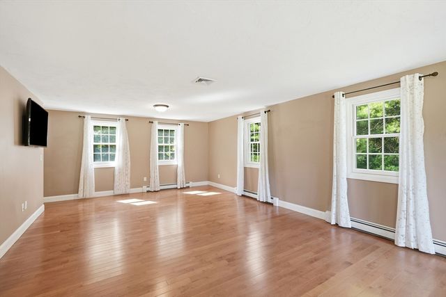 15 Prospect Road, Plympton, MA 02367