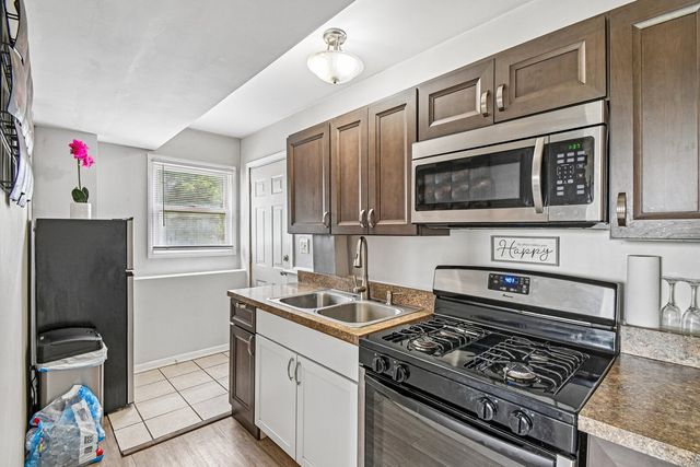 2905 Carol Drive, Joliet, IL 60432