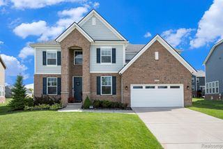 53213 Bay Laurel Lane, South Lyon, MI 48178