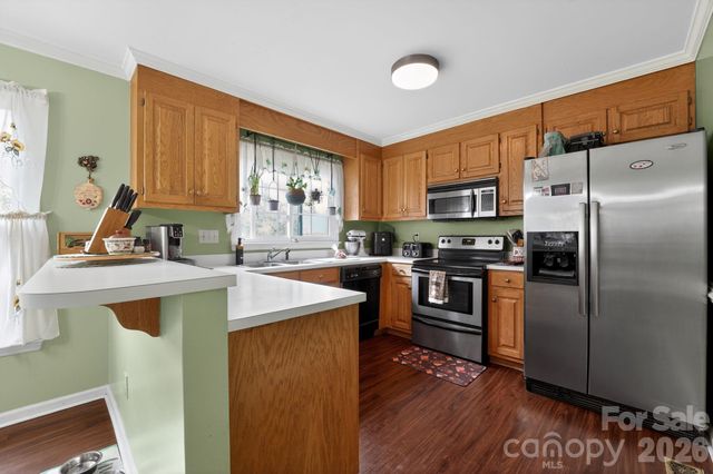 9510 Saddle Run Trail, Charlotte, NC 28269