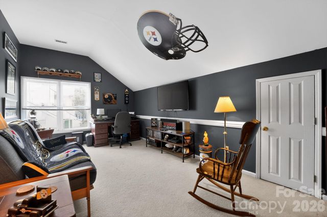 9510 Saddle Run Trail, Charlotte, NC 28269