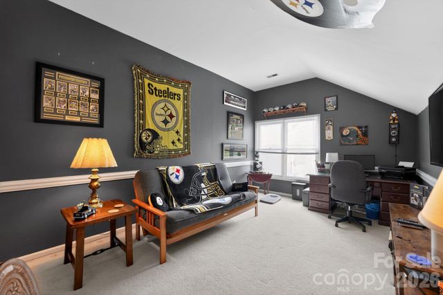 9510 Saddle Run Trail, Charlotte, NC 28269