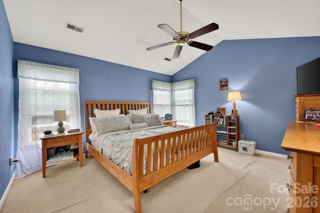 9510 Saddle Run Trail, Charlotte, NC 28269