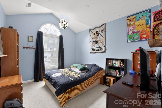 9510 Saddle Run Trail, Charlotte, NC 28269