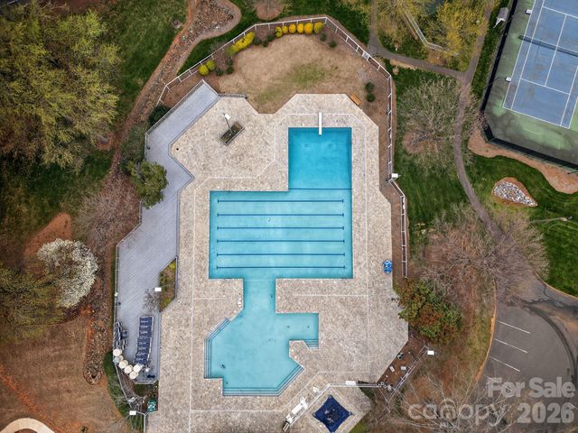 9510 Saddle Run Trail, Charlotte, NC 28269