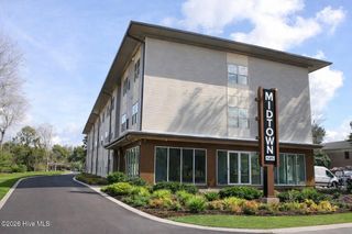 3803 Peachtree Avenue 300, Wilmington, NC 28403