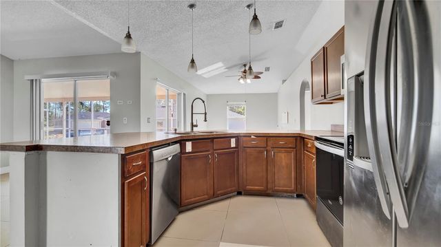 37 PETERLEE COURT, Kissimmee, FL 34758