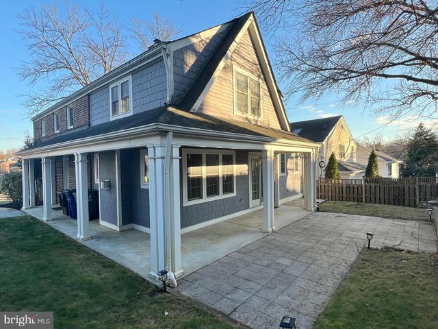 1010 N KENTUCKY ST, Arlington, VA 22205