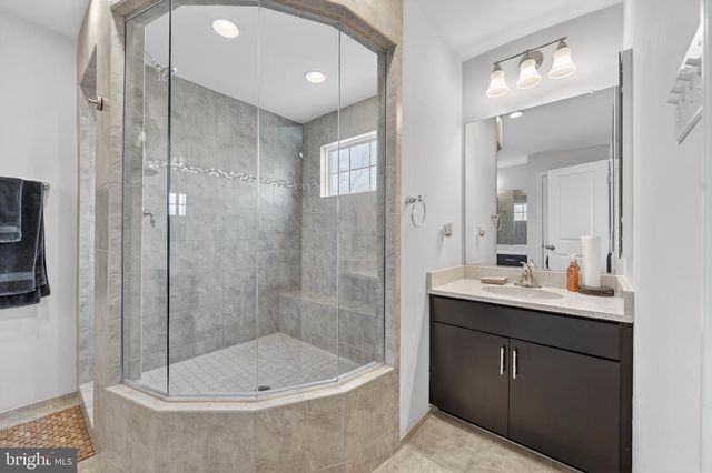 4032 WINDING WATERS TER, Upper Marlboro, MD 20772