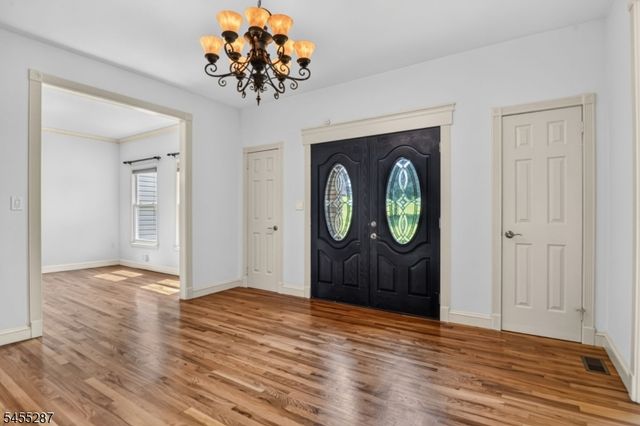 1114 Van Arsdale Dr, Branchburg Twp., NJ 08853