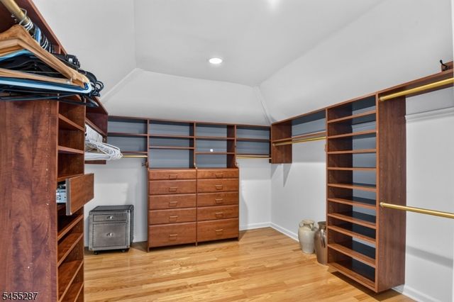 1114 Van Arsdale Dr, Branchburg Twp., NJ 08853